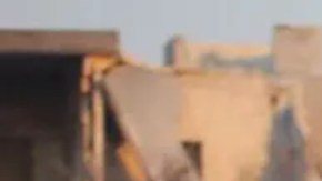 Rebeldes, en vehículos militares, lanzaron una ofensiva contra el gobierno de Siria.