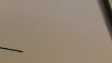 Trabajadores protestan en las instalaciones de LAX.