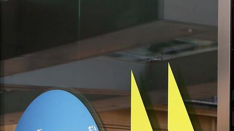 OCDE eleva previsión de crecimiento mundial en 2025 al 3.3%