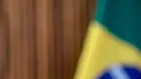 Operan a Lula para drenar una “hemorragia intracraneal”