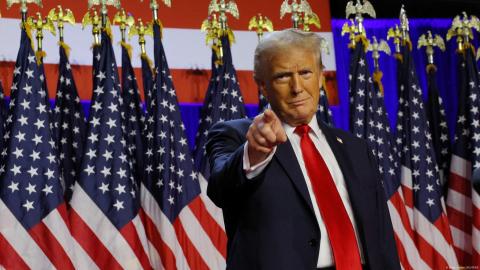 Trump dice que considerará que EE. UU. abandone la OTAN