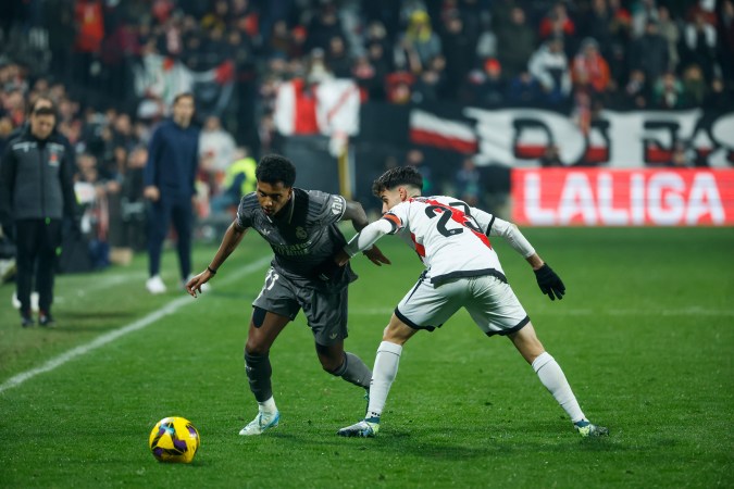 El brasileño Rodrygo anotó el tercer gol para el Real Madrid que soñaba con una gran remontada que se esfumó con el tercer tanto del Rayo Vallecano.
