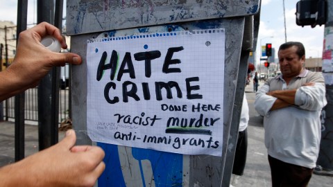El grupo más afectado por las redadas y situaciones de odio han sido los latinos.