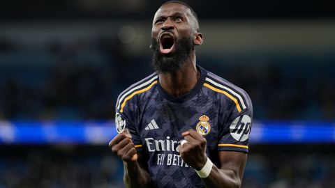 El defensor alemán Antonio Rüdiger se ha consolidad en la zaga del Real Madrid.