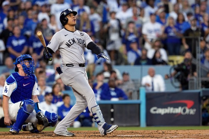 Juan Soto durante la pasada Serie Mundial que disputaron los New York Yankees ante Los Angeles Dodgers que se terminaron coronando en cinco juegos.