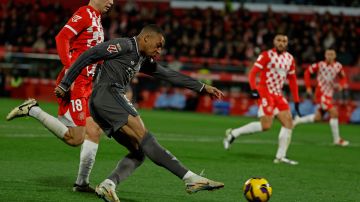 Kylian Mbappé anotó uno de los goles en la victoria del Real Madrid ante el Girona este sábado en LaLiga.