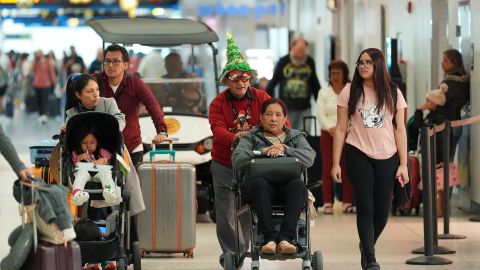 Un número récord recorrerán más de 50 millas para los festejos de fin de año.