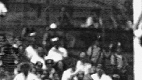 Hugo Sotil (abajo a la derecha), durante el gol de Teófilo Cubillas en el partido que Perú ganó 3-0 a Marruecos en México 1970.