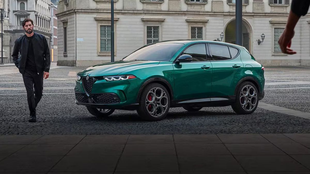 Dos motores, un SUV: Alfa Romeo Tonale 2025