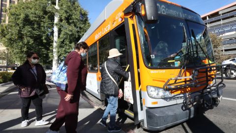 Varias rutas de autobuses de Metro tienen cambios a partir del 15 de diciembre.