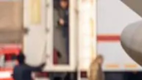 Treinta y ocho personas murieron cuando el avión Embraer cayó a gran velocidad y estalló en llamas.