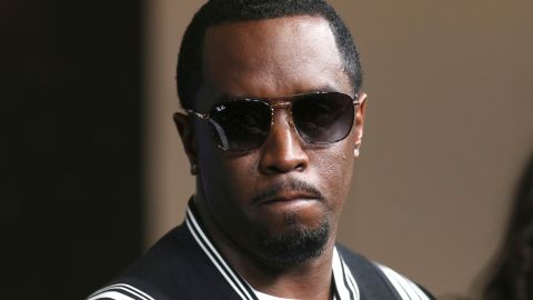 Sean "Diddy" Combs compadece ante el juez.