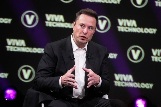 Elon Musk tendrá su propia plataforma streaming similar a Netflix.