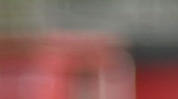 Enrique Bermúdez durante una transmisión con Oswaldo Sánchez.