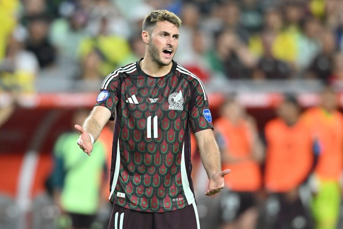 Glendale, Arizona, Estados Unidos, 30 de junio de 2024. @@@@ durante el partido de fase de grupos del Grupo B de la Copa América 2024, entre la Selección Nacional de México y la Selección de Ecuador, celebrado en el State Farm Stadium. Foto: Imago7/Etzel Espinosa
