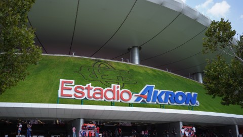 Guadalajara, Jalisco a 31 de Agosto de 2024. Panorámica del estadio, durante el partido correspondiente a la jornada 6 del torneo Apertura 2024 de la Liga BBVA MX, entre las Chivas Rayadas de Guadalajara y los Bravos de FC Juárez, realizado en el estadio Akron. Foto: Imago7/ Cristian Hernández