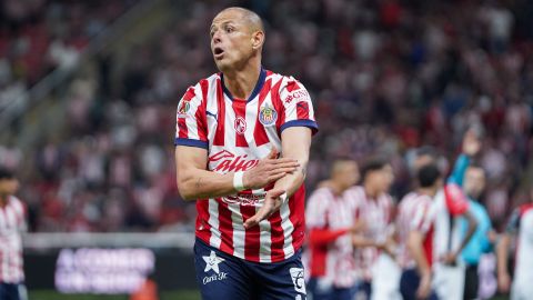 Chicharito solo tiene un gol en su regreso a Chivas.