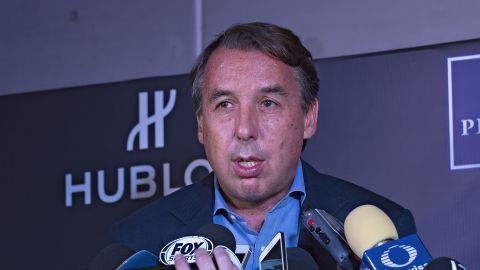Ciudad de México, 7 de marzo de 2016. Emilio Azcárraga Jean, durante la presentación del reloj conmemorativo del 100 aniversario del Club América, celebrado en una joyería de Polanco. Foto: Imago7/Ernesto Pérez M.