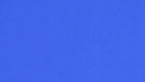 Julián Gil niega planes de boda con su novia Valeria Marín