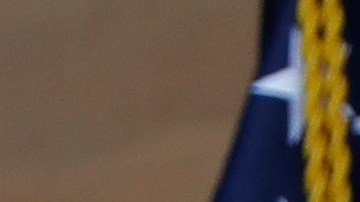 Embajador Ken Salazar afirma que los pueblos de EE.UU. y México "merecen vivir sin miedo"