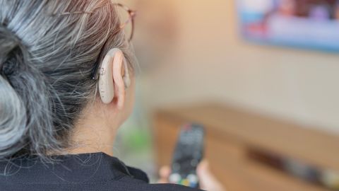 La sordera influye en el deterioro cognitivo