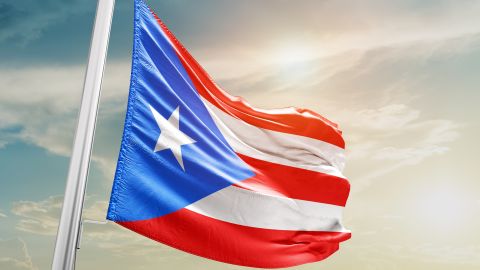 Puerto rico vive el fin del año 2024 sin el servicio de electricidad.