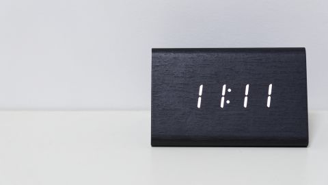 11:11 es considerada una hora espejo y mágica.