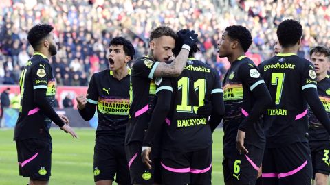 Los jugadores del PSV Eindhoven celebrando una de sus anotaciones ante el Utrecht.