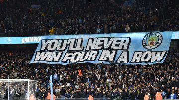 Una parte de la afición del Manchester City en el Etihad Stadium el pasado domingo durante el derbi ante el Manchester United.