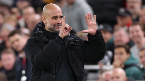 Pep Guardiola respondió a los cánticos de la afición del Liverpool recordándoles las seis ediciones de la Premier League que ha ganado con el Manchester City.