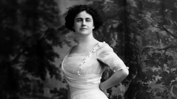 Edith Wilson, era una viuda rica cuando conoció a Woodrow Wilson, quien era presidente y 16 años mayor que ella.