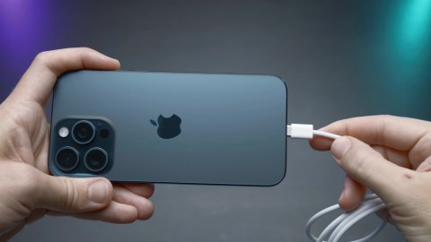 Si cuidas el cable de carga de tu iPhone garantizarás que funcione correctamente durante mucho más tiempo