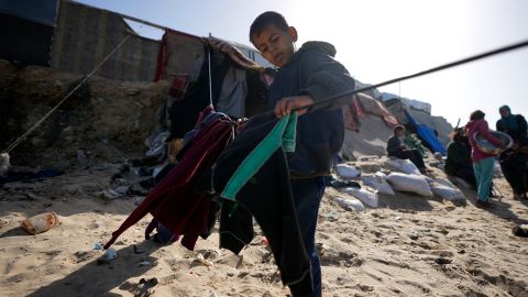 UNICEF alerta niños pueden morir de frío en Gaza en los próximos días