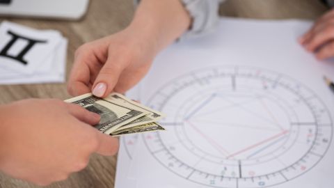 El dinero abundará en algunos signos del zodiaco.