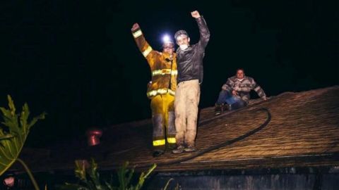 Cómo un neurocirujano salvó su calle de los incendios que han arrasado barrios enteros en Los Ángeles