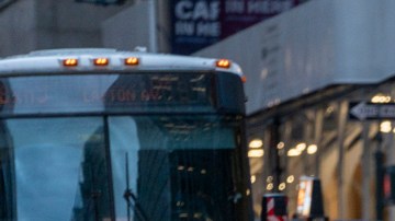 Nueva York aplica polémico peaje para circular en el centro de Manhattan