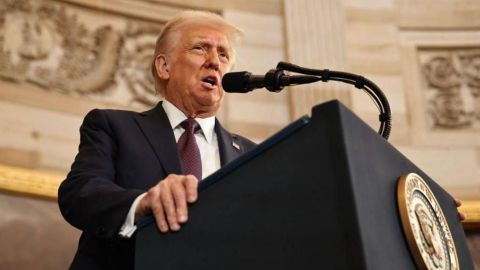 ¿Puede Trump eliminar el derecho a la ciudadanía por nacimiento como prometió?