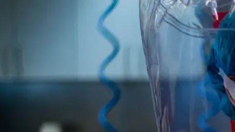 China niega teoría de que el covid se originó en laboratorio