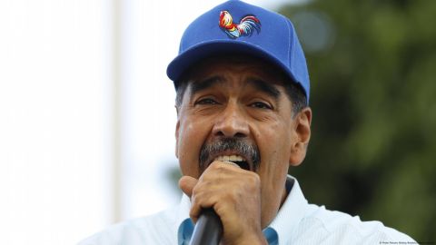 Maduro promete reformar la Constitución de Venezuela