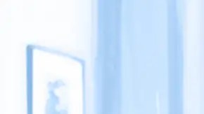 Los investigadores crearon mapas detallados del cerebro que permitieron ubicar con precisión las zonas correspondientes a cada parte de la mano protésica.