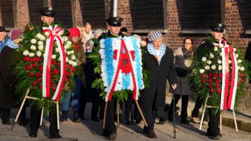 Mundo conmemora 80 aniversario de la liberación de Auschwitz