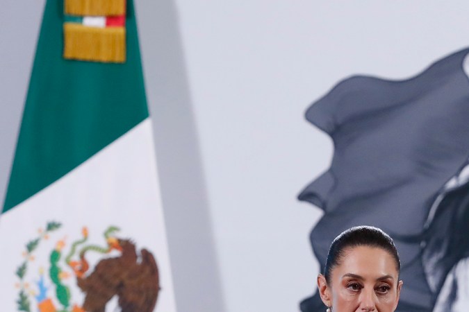 Sheinbaum niega que en México ocurra "todo el proceso" de producción de fentanilo