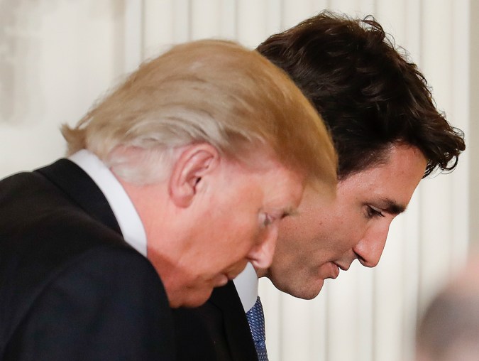 Trump insiste en que Canadá debería formar parte de EE.UU. tras la dimisión de Trudeau
