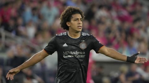 Houston Dynamo's Adalberto Carrasquilla in action during the first half of an MLS soccer match against St. Louis City Saturday, June 3, 2023, in St. Louis. (AP Photo/Jeff Roberson)