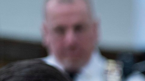 Trump busca detener su sentencia por 34 delitos.