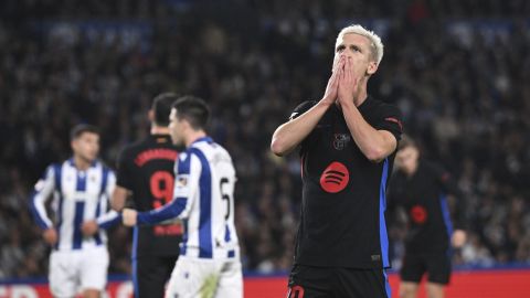 Barcelona's Dani Olmo reacts during the Spanish La Liga soccer match between Real Sociedad and Barcelona at the Anoeta stadium, in San Sebastian, Spain, Sunday, Nov. 10, 2024. (AP Photo/Miguel Oses)