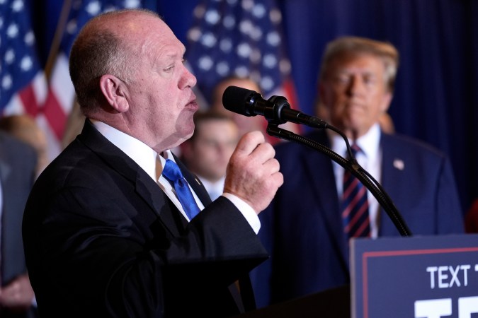 "Zar" de la frontera, Tom Homan, advierte que la detención de inmigrantes aumentará paulatinamente