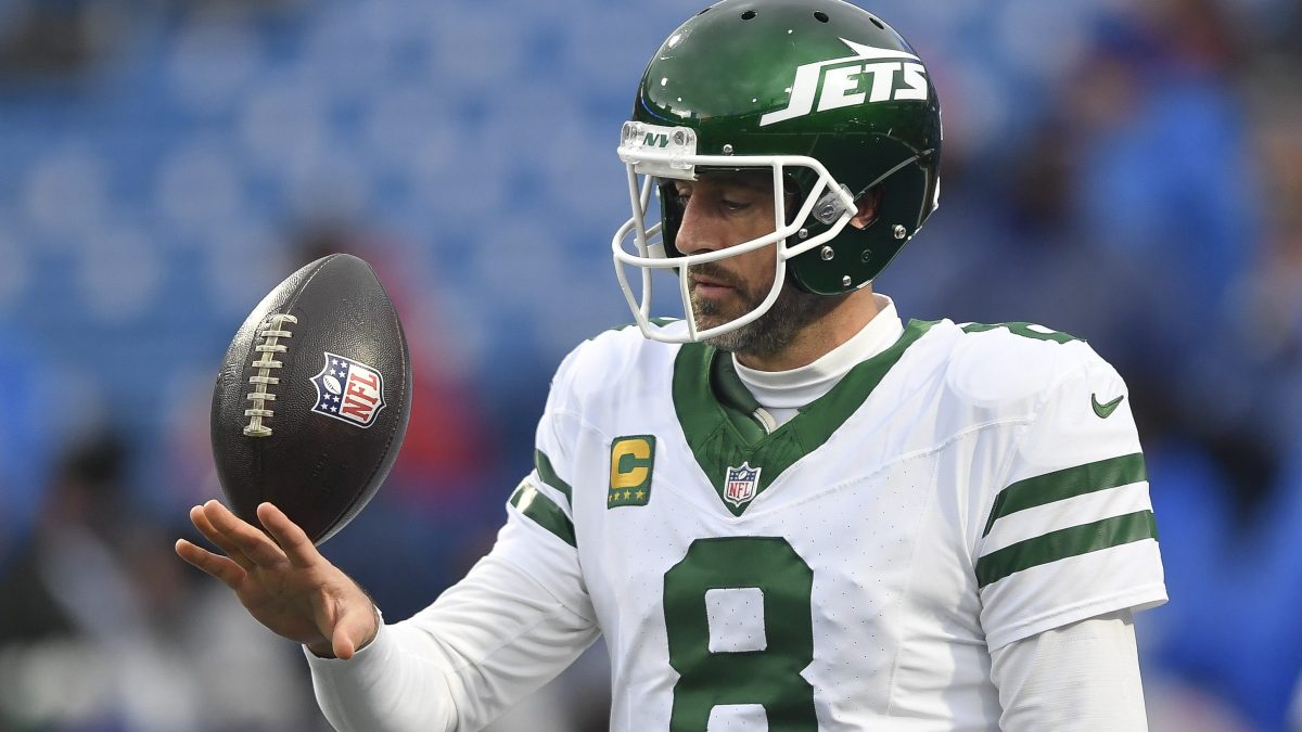 Aaron Rodgers abre la puerta del retiro en el último partido ante Miami ...