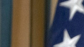 El demócrata Dick Durbin sugiere proteger a Dreamers y gente con TPS bajo Ley Laken Riley.