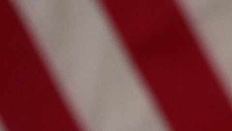 Donald Trump enfrenta primera derrota en intento de quitar ciudadanía a hijos de indocumentados.